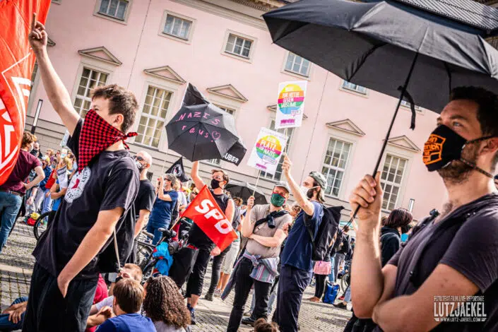 Gegendemo Corona Demo in Berlin