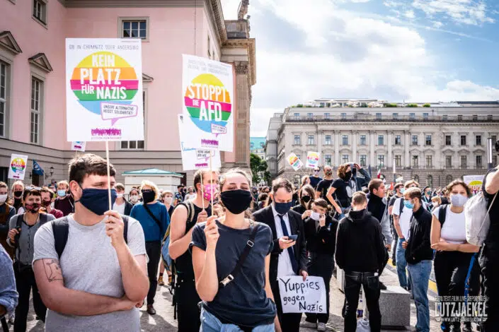 Gegendemo Corona Demo in Berlin